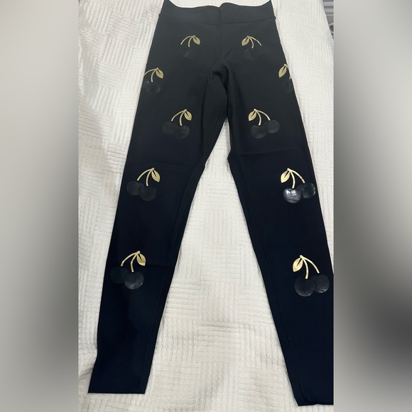 Ultracor High Cherry Performance Leggings - Picture 4 of 6